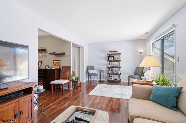 16 Quincy Ln, West Milford Twp., NJ 07480