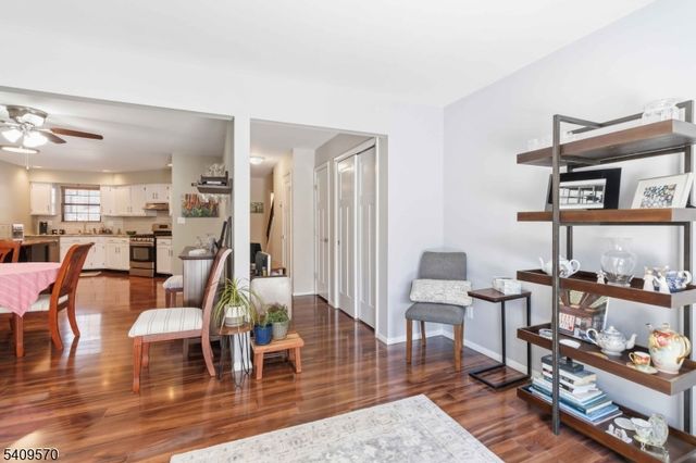 16 Quincy Ln, West Milford Twp., NJ 07480