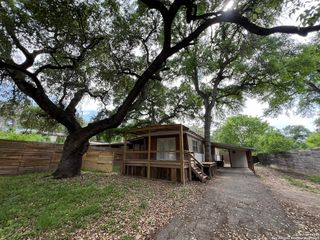 144 Deer Lane, New Braunfels, TX 78130