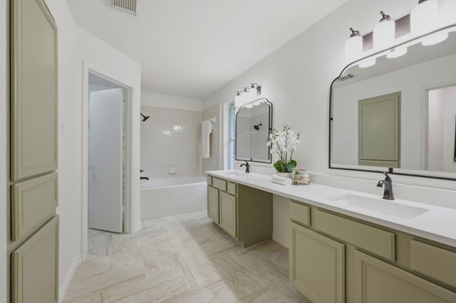 375 Rhodes LN, Wimberley, TX 78676