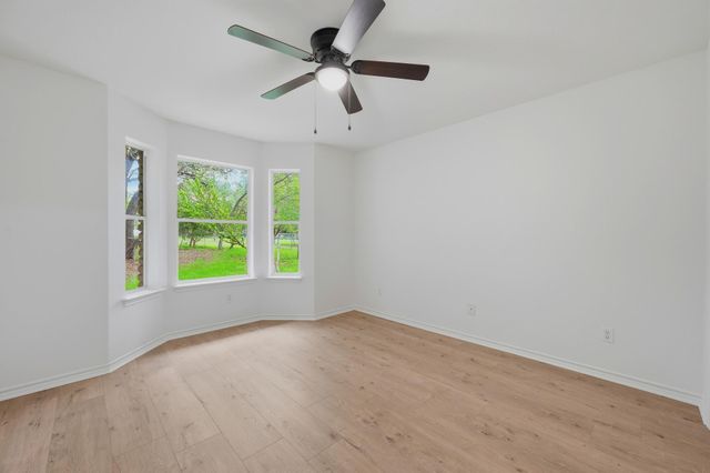 375 Rhodes LN, Wimberley, TX 78676