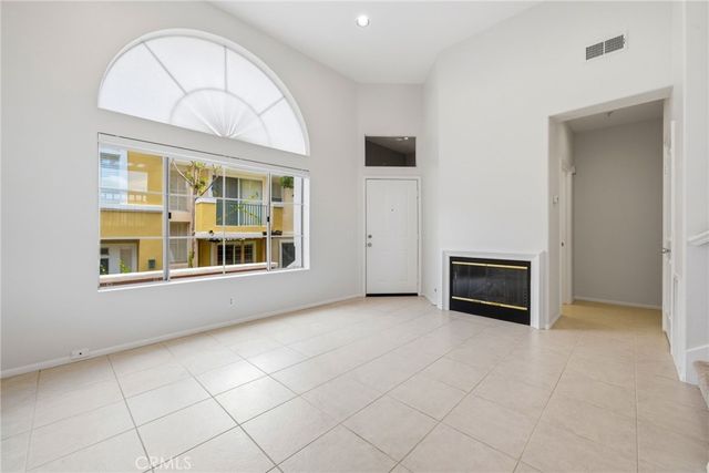 1406 Reggio Aisle, Irvine, CA 92606