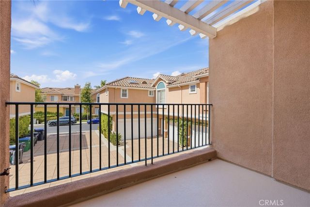 1406 Reggio Aisle, Irvine, CA 92606