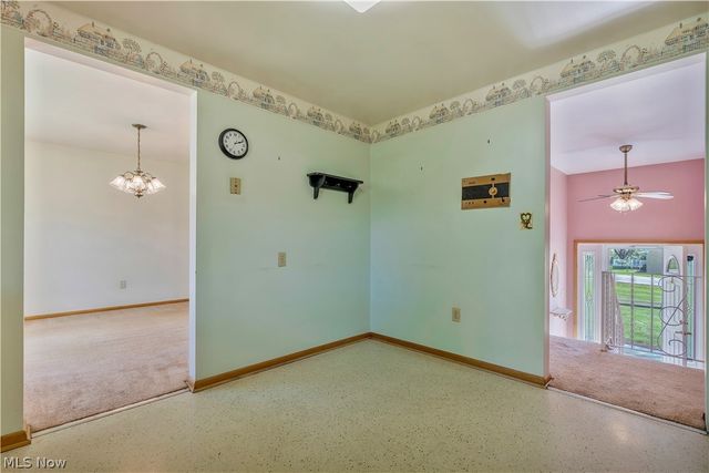 5205 Huckleberry Street NW, North Canton, OH 44720