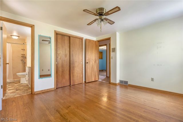 5205 Huckleberry Street NW, North Canton, OH 44720