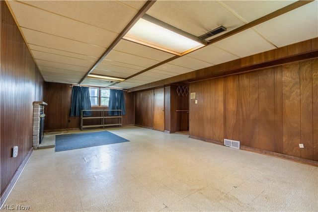 5205 Huckleberry Street NW, North Canton, OH 44720