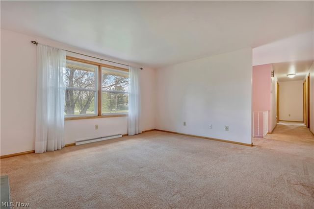 5205 Huckleberry Street NW, North Canton, OH 44720