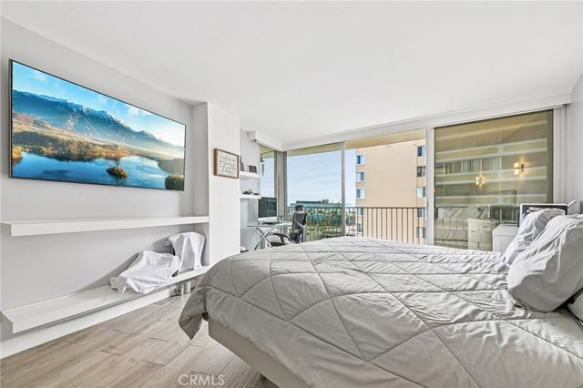 700 E Ocean Boulevard 1208, Long Beach, CA 90802