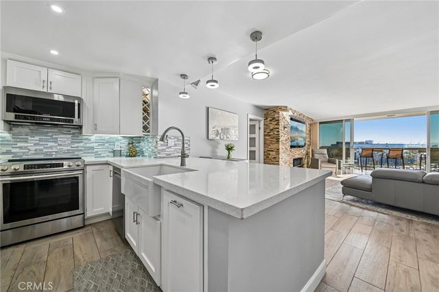 700 E Ocean Boulevard 1208, Long Beach, CA 90802