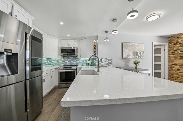 700 E Ocean Boulevard 1208, Long Beach, CA 90802