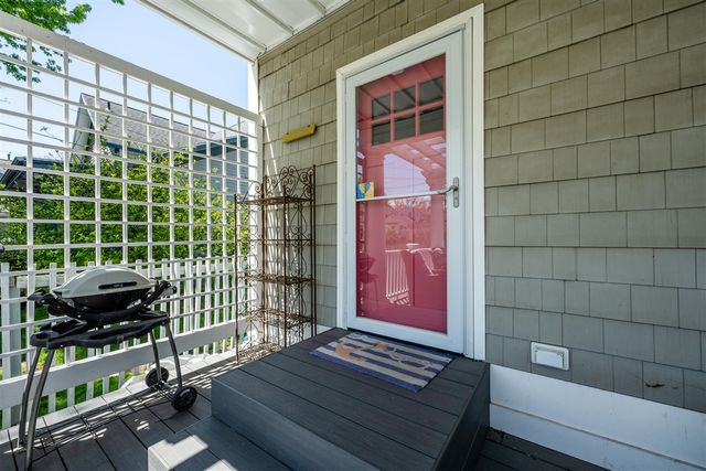 911 Lake Boulevard, Saint Joseph, MI 49085