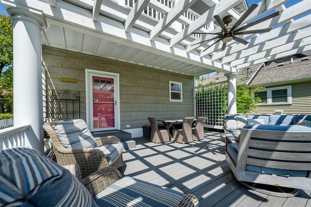 911 Lake Boulevard, Saint Joseph, MI 49085