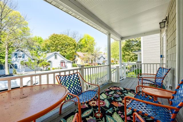 911 Lake Boulevard, Saint Joseph, MI 49085