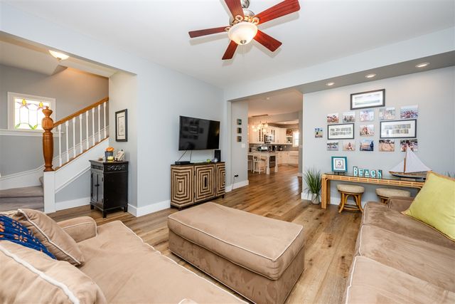 911 Lake Boulevard, Saint Joseph, MI 49085