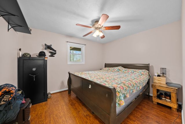 921 Fred Young Rd, Jamestown, TN 38556