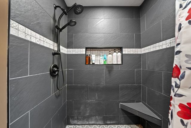 921 Fred Young Rd, Jamestown, TN 38556