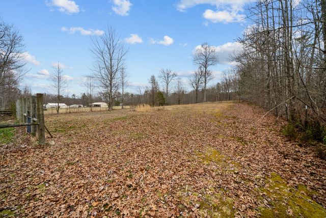 921 Fred Young Rd, Jamestown, TN 38556