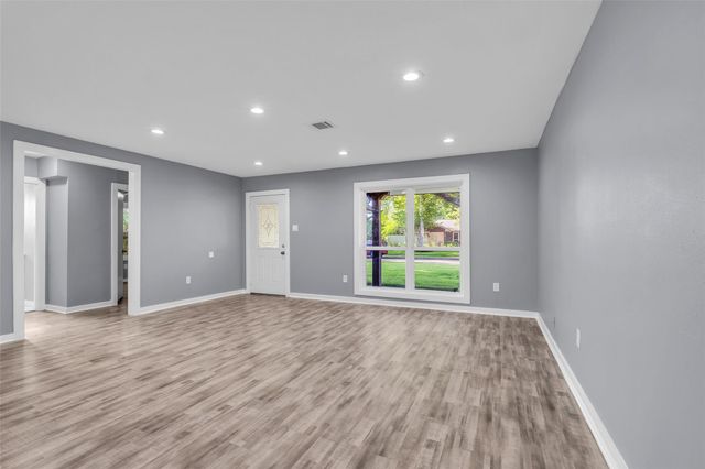 6930 Neff Street, Houston, TX 77074
