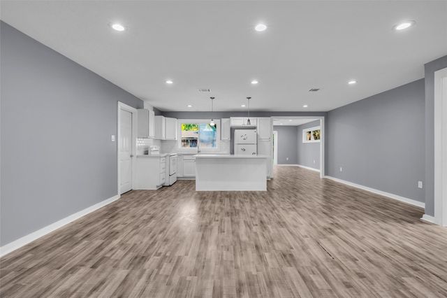 6930 Neff Street, Houston, TX 77074