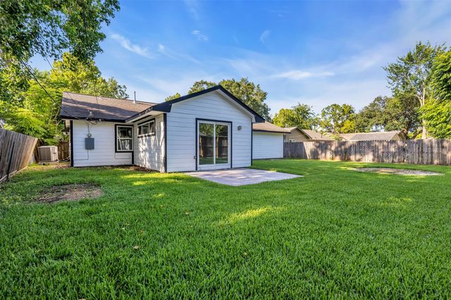 6930 Neff Street, Houston, TX 77074