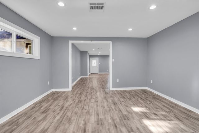 6930 Neff Street, Houston, TX 77074