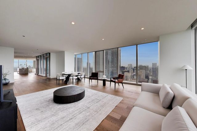363 E Wacker Drive 5401, Chicago, IL 60601