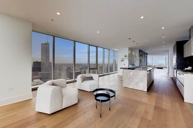 363 E Wacker Drive 5401, Chicago, IL 60601
