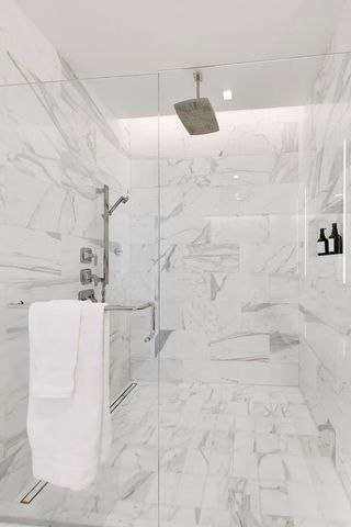 363 E Wacker Drive 5401, Chicago, IL 60601