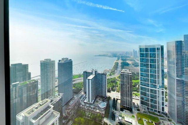 363 E Wacker Drive 5401, Chicago, IL 60601