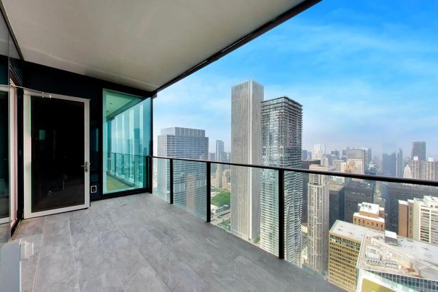 363 E Wacker Drive 5401, Chicago, IL 60601