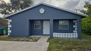 3282 NW 75th Way, Davie, FL 33024