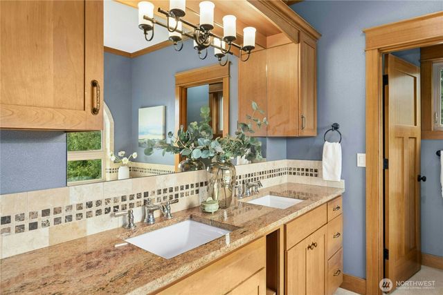 6545 Cheyney Lane NW, Seabeck, WA 98380