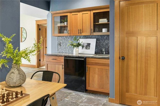 6545 Cheyney Lane NW, Seabeck, WA 98380