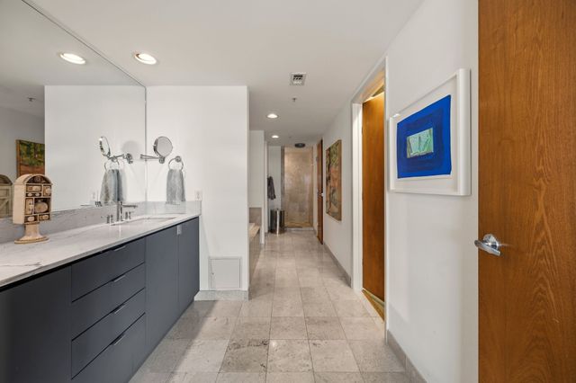 2011 Cedar Springs 305, Dallas, TX 75201