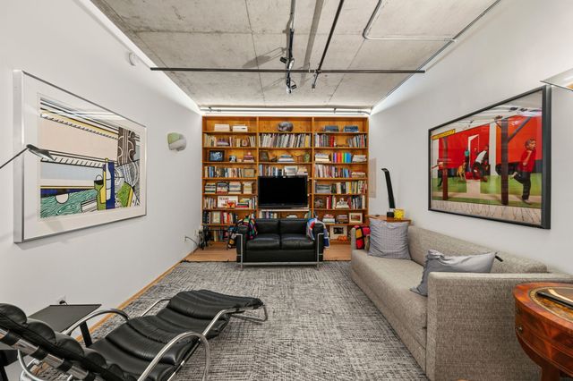 2011 Cedar Springs 305, Dallas, TX 75201