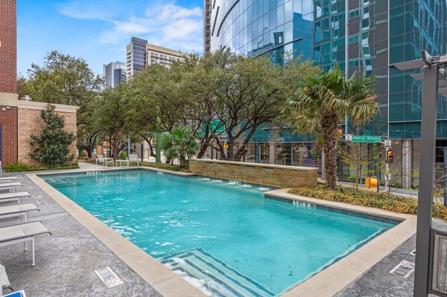 2011 Cedar Springs 305, Dallas, TX 75201