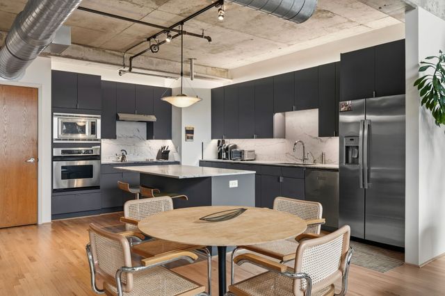 2011 Cedar Springs 305, Dallas, TX 75201