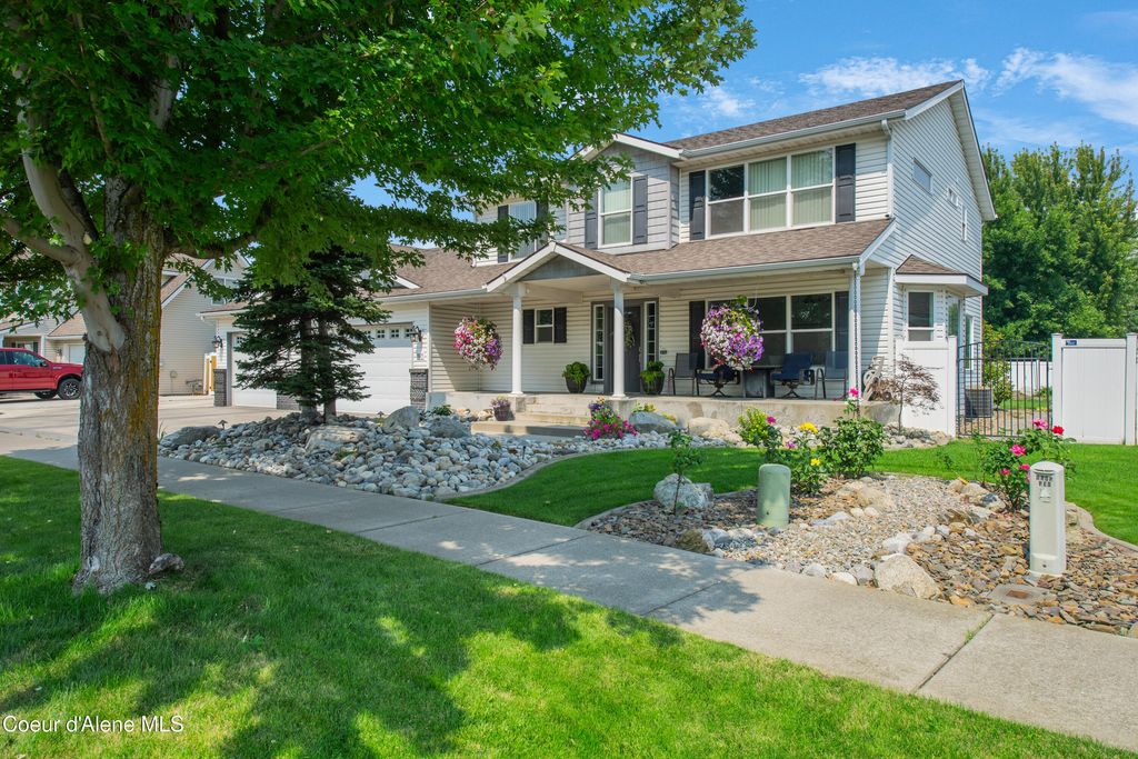 3825 W Princetown LN, Coeur d'Alene, ID 83815 photo 4