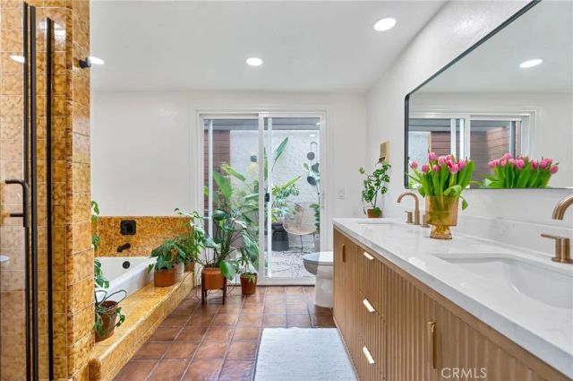 2414 Vista, Upland, CA 91784