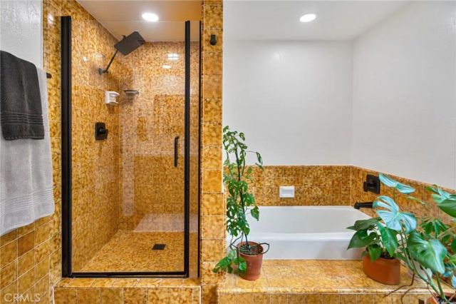 2414 Vista, Upland, CA 91784