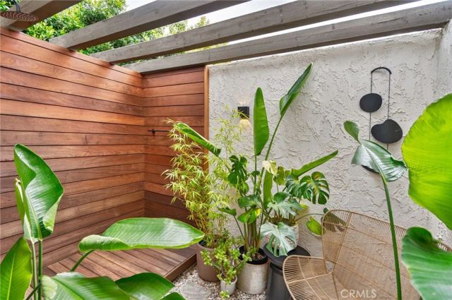 2414 Vista, Upland, CA 91784