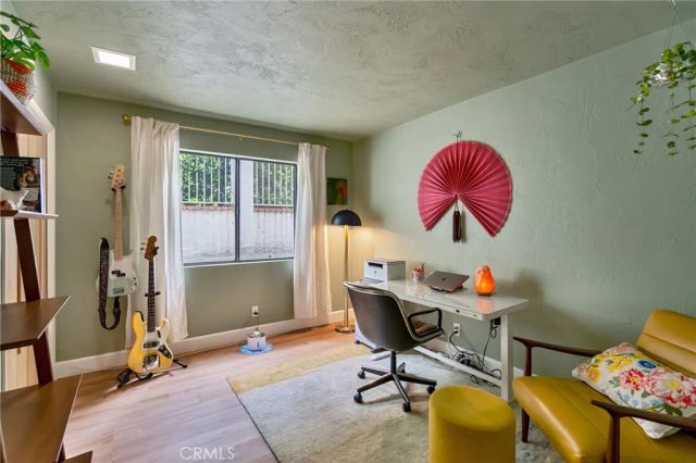 2414 Vista, Upland, CA 91784