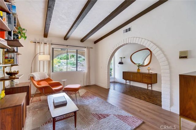 2414 Vista, Upland, CA 91784