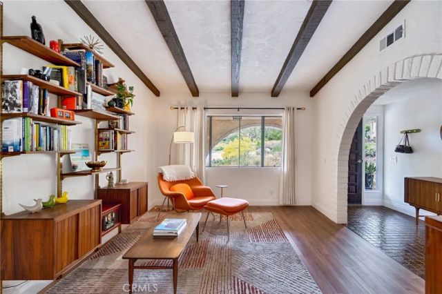 2414 Vista, Upland, CA 91784