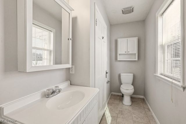 19120 Haskins Road, Chagrin Falls, OH 44023