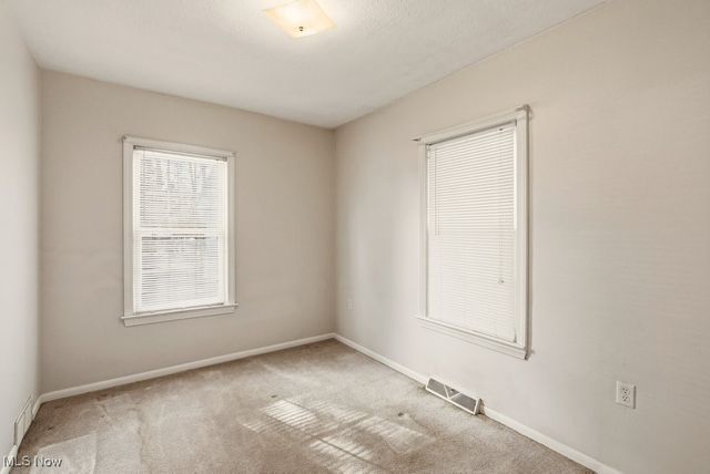 19120 Haskins Road, Chagrin Falls, OH 44023