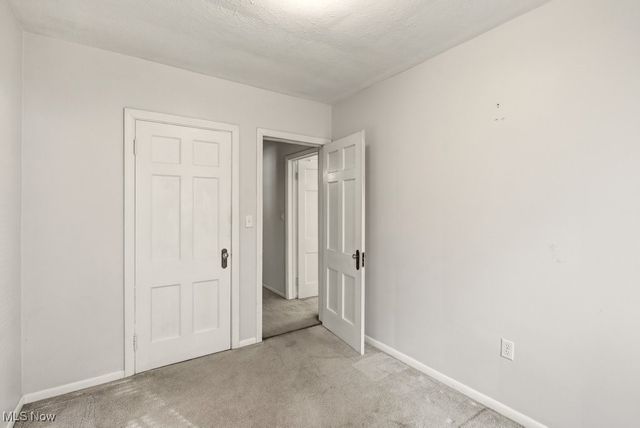 19120 Haskins Road, Chagrin Falls, OH 44023