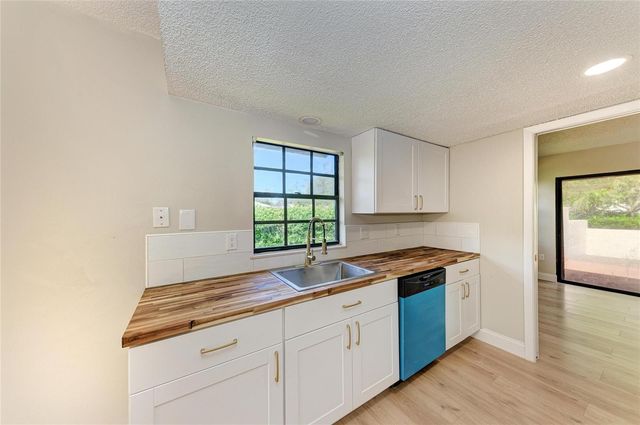 4515 WINSTON LANE N 47, Sarasota, FL 34235