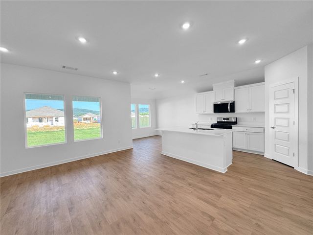 558 Nevada Street, Farmington, AR 72730