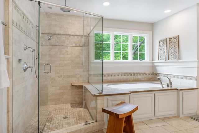 4020 Hamill Road, Hixson, TN 37343